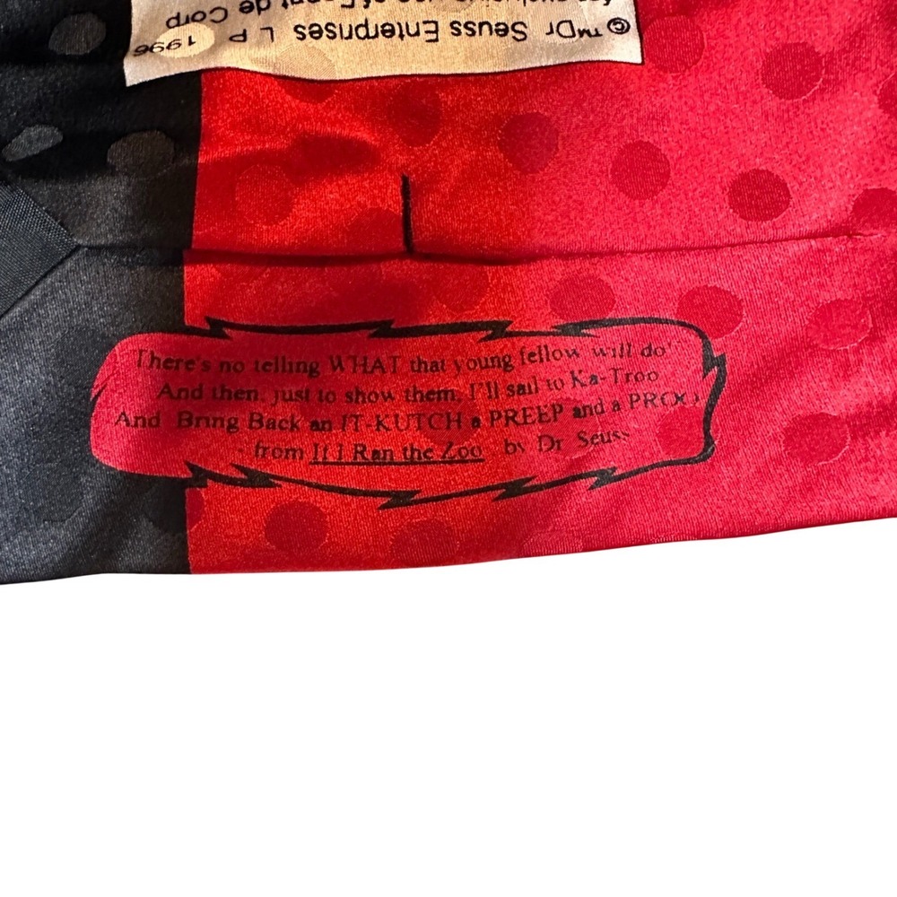 Vtg‎ 96 Dr. Seuss "I'll Run the Zoo"Valentine Heart Character Silk Tie Red Black - Picture 5 of 6